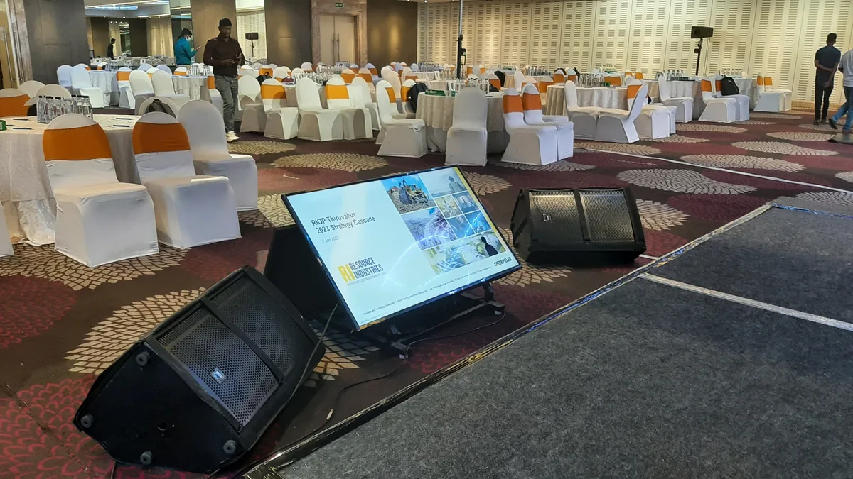 Caterpillar Strategy Meet stage